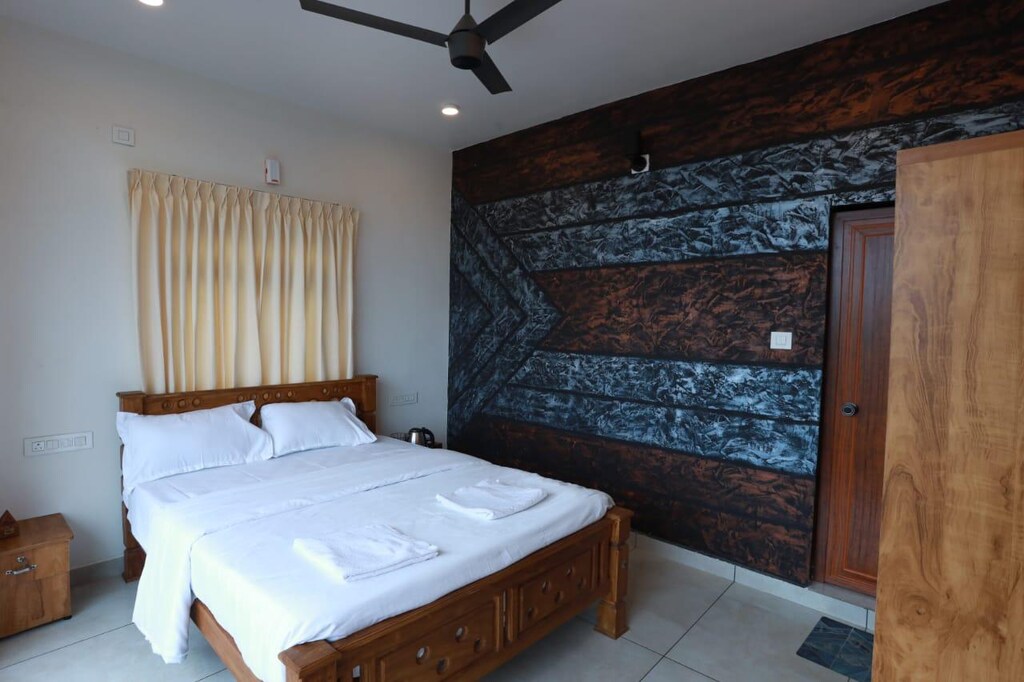 210 mÂ² Villa Tour